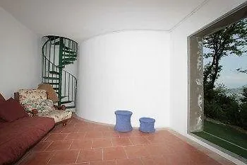 B&B Tana Della Volpe Ispra Bed & Breakfast