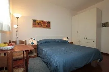 ** Bed & Breakfast B&B Tana Della Volpe Ispra Italy